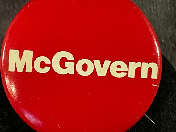 Vintage McGovern 1 3/8” Presidential Campaign Pin… - image 8