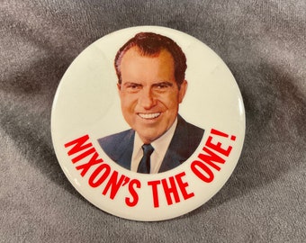 1968 RICHARD NIXON FOR PRESIDENT campaign pin pinback button political election 