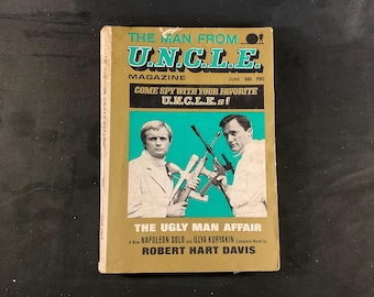 Vintage The Man From U.N.C.L.E. Magazine: June 1967, The Ugly Man Affair