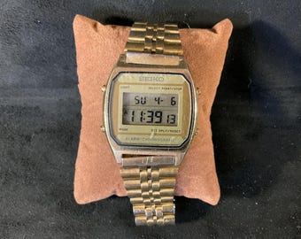 Reloj cronógrafo digital Seiko vintage dorado con alarma A904-5009 (funciona correctamente)