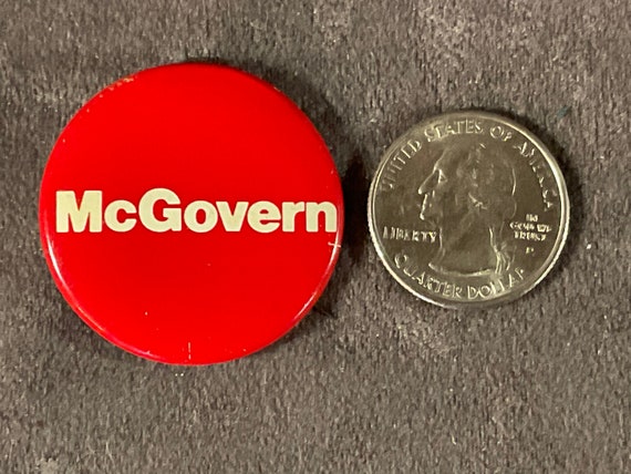 Vintage McGovern 1 3/8” Presidential Campaign Pin… - image 6