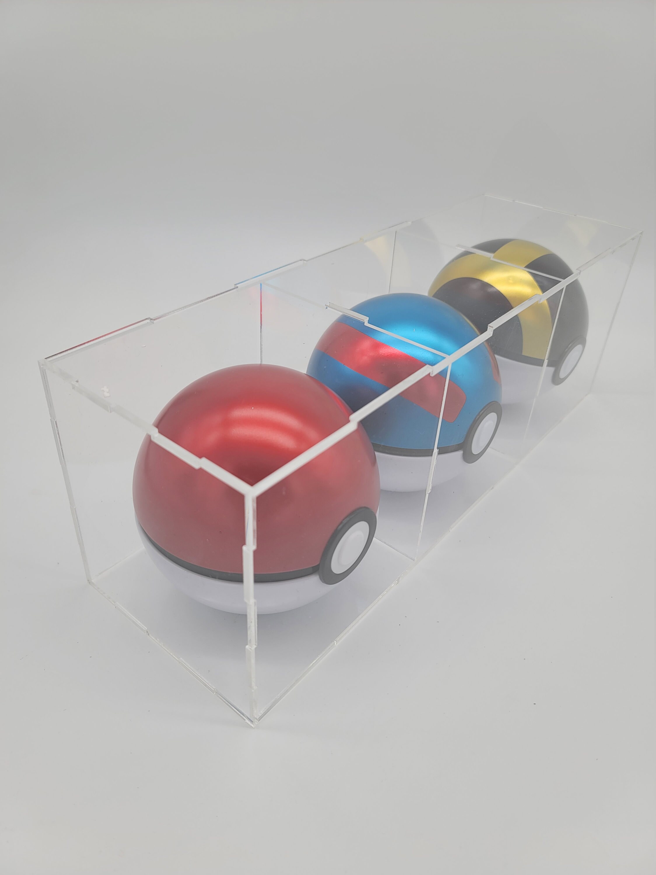 Framing/Display Quality Grade Details about   Pokemon Pokeball 3 Pack Acrylic Display Case Box 
