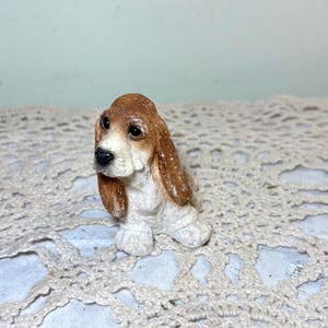 Item: Vintage Basset Hound Figurine – Hand-Painted Ceramic or Resin