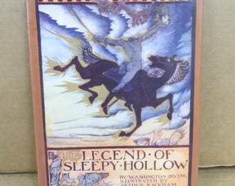 The LEGEND of SLEEPY HOLLOW by Washington Irving Deluxe Compact