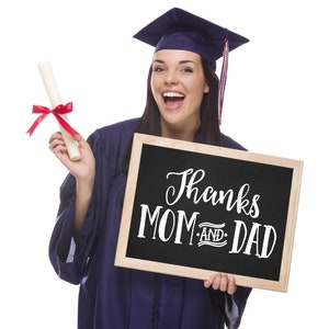 Thanks Mom & Dad Graduation Sign, Printable Thank You Sign, Highschool Grad Sign, College Graduation, Senior Sign, Instant Download