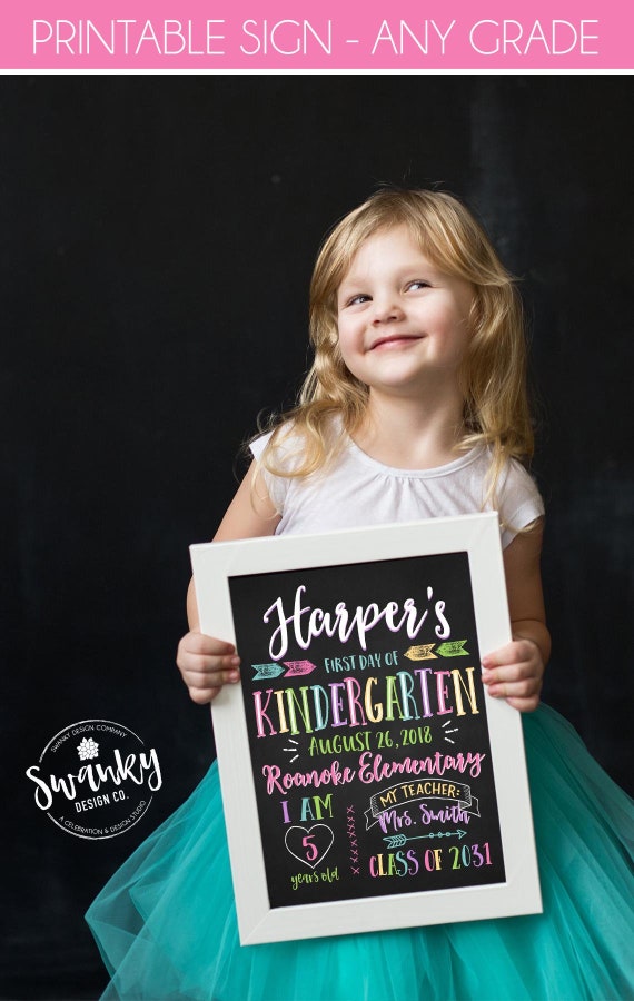 Back to School Sign, First Day sign , First day of school Printable, Personalized First Day of School Sign, Photo Prop