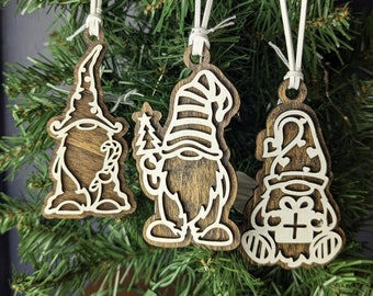 Décorations de Noël gnome - décoration d'arbre de Noël - cadeau de Noël personnalisé - décoration de Noël en bois - cadeau en bois personnalisé