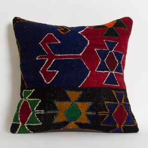 Kilim pillow Theanassa, kilim cushion