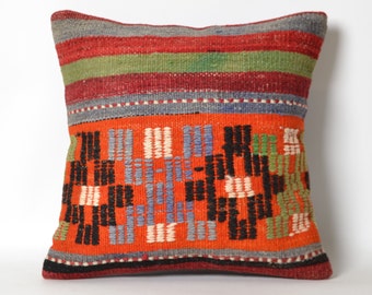 Vintage kilim pillow cover