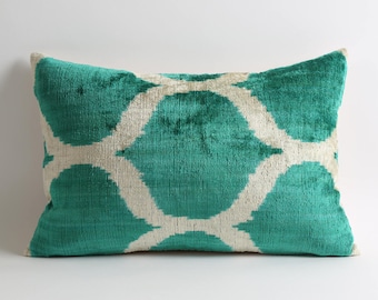 Green lumbar modern ikat velvet pillow cover // 12x18 white cream green velvet pillow