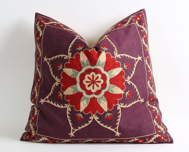 Suzani cushion Atlas, Suzani pillowcase image 2