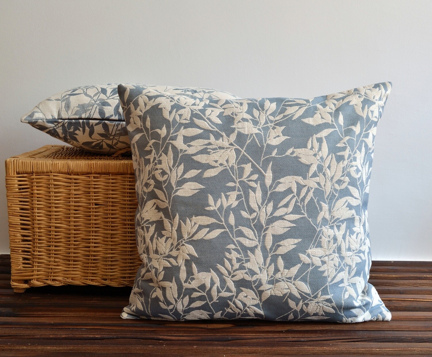 Top 10 19x19 Pillow Covers To Add A Pop Of Color To Your Space