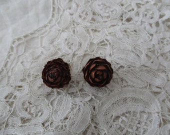 1950's earrings clip ons pine cone