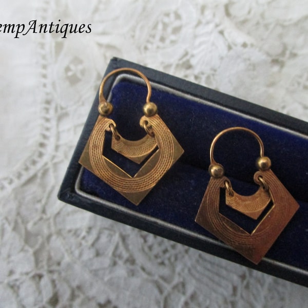 Art deco earrings 1920's