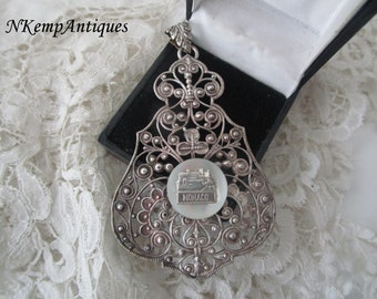 Filigree Monaco pendant