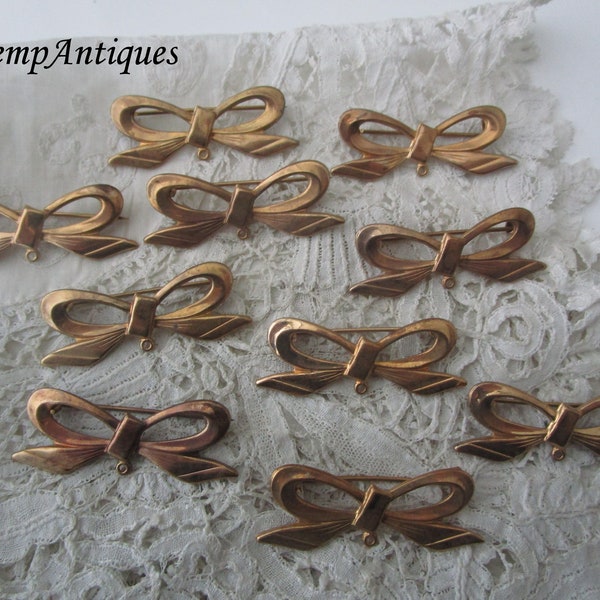 1930's bow brooch x 10 for re-purpose or restoration