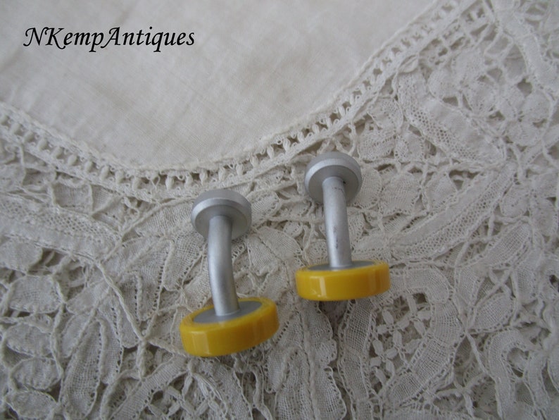 Vintage yellow cufflinks
