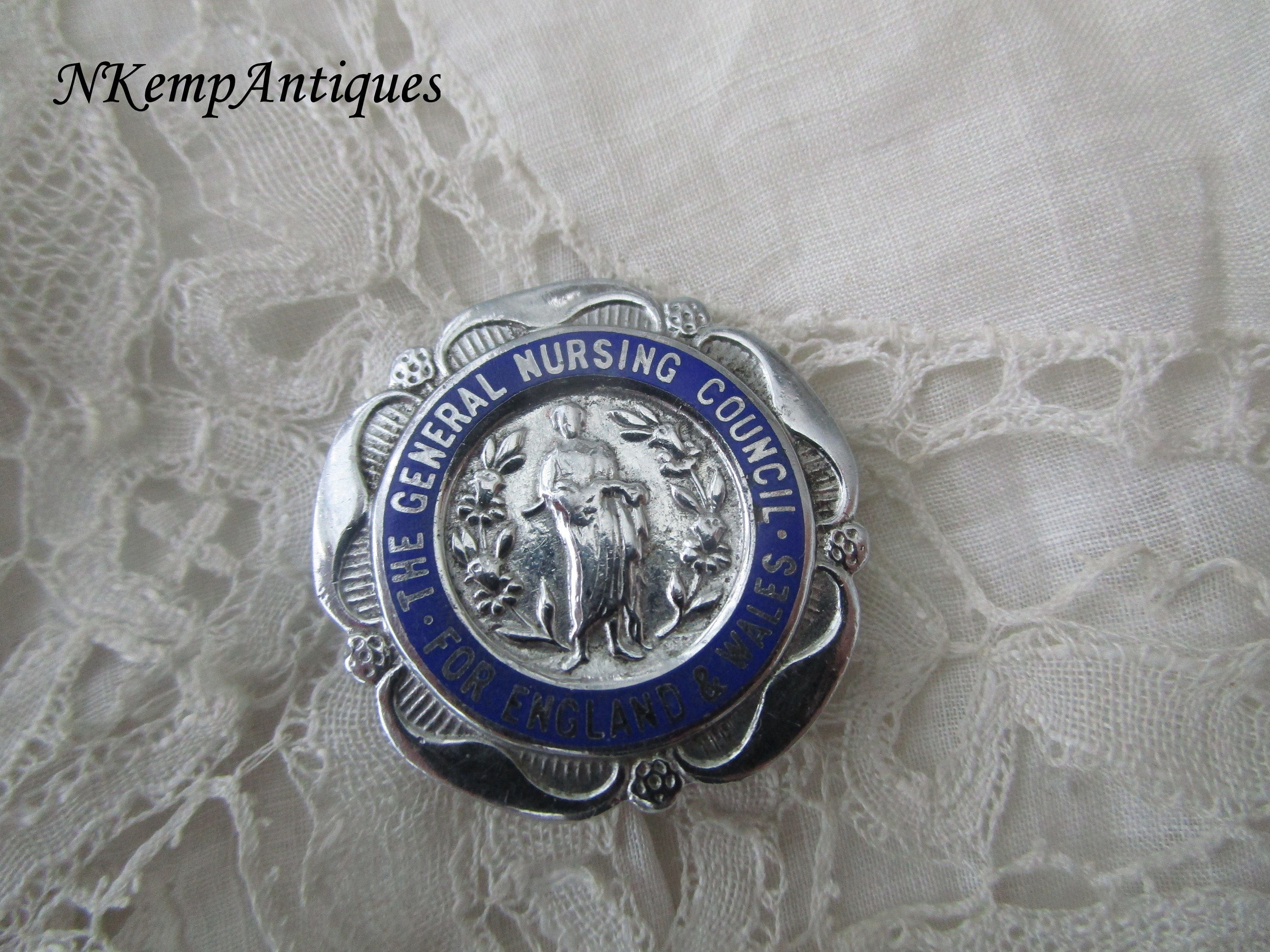 Imlay District Nursing Pambula NSW Community Service Badge Pin Vintage Rare F1 