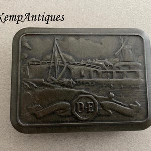 Old Dutch box