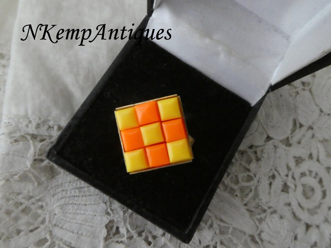 Retro Ring - Etsy
