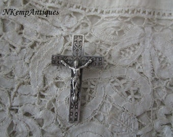 Broche religioso antiguo 1910