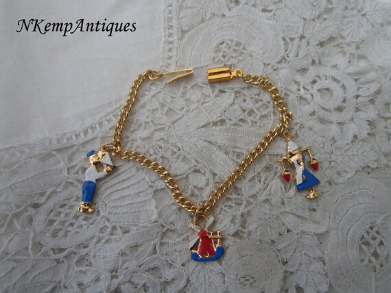Novelty charm bracelet 1950's