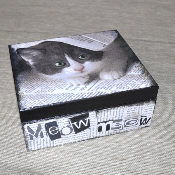 Cat lovers gift, kitty tea box, jewellery box, tea bag storage, keepsake box, trinket box, wooden keepsake box, jewelry box, wooden tea box