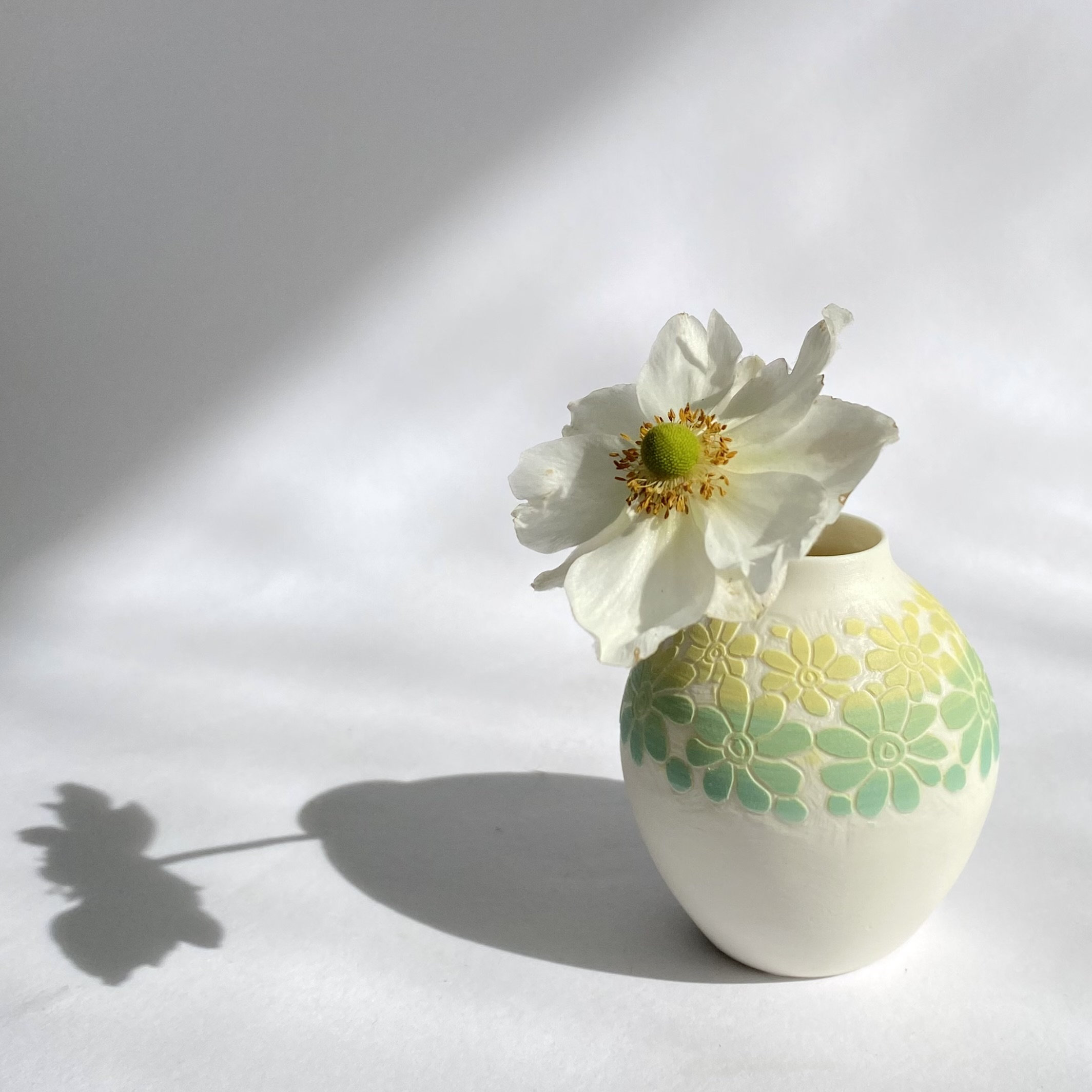 Mini Porcelain Vase With Sgraffito Flowers - Etsy