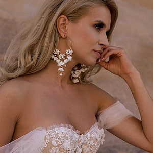 Large boho hoop wedding flower earrings White crystal flower earrings for bride Bridal earrings Floral wedding earrings for boho bride
