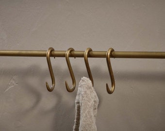 Set of 4 Laila Iron S Hooks - Brass