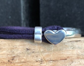 Leather Heart Cuff Bracelet in Deep Plum / Purple