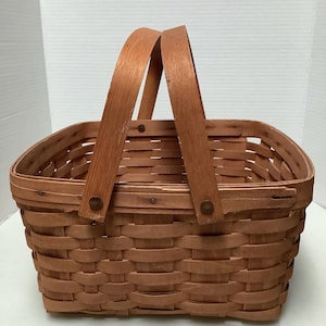 Vintage Longaberger Double Handle Maple Wood Brown Basket 12" x 12" x 6 1/2"