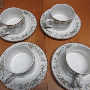 Set of 4 Vintage Farberware Wellesley #486 Fine China Cups and Saucers - dinnerware coffee cups, tea mugs - flowers, green vines, gold trim