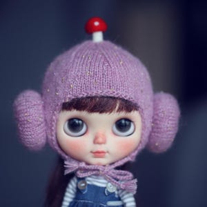 FREESHIPPING/Pre-order / Momodolly handmade Blythe hat / blythe helmet / blythe outfit / Blythe doll / custom blythe / blythe / blythedoll