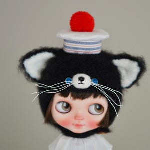 FREESHIPPING/Pre-order / Momodolly handmade Blythe hat / blythe helmet / blythe outfit / Blythe doll / custom blythe / blythe / blythedoll
