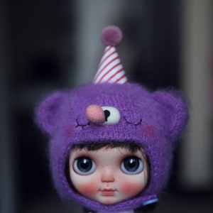 FREESHIPPING/Pre-order / Momodolly handmade Blythe hat / blythe helmet / blythe outfit / Blythe doll / custom blythe / blythe / blythedoll