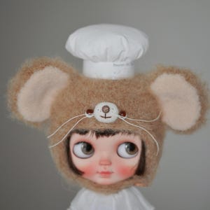 FREESHIPPING/Pre-order / Momodolly handmade Blythe hat / blythe helmet / blythe outfit / Blythe doll / custom blythe / blythe / blythedoll
