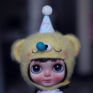 FREESHIPPING/Pre-order / Momodolly handmade Blythe hat / blythe helmet / blythe outfit / Blythe doll / custom blythe / blythe / blythedoll