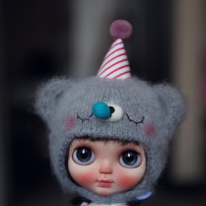 FREESHIPPING/Pre-order / Momodolly handmade Blythe hat / blythe helmet / blythe outfit / Blythe doll / custom blythe / blythe / blythedoll