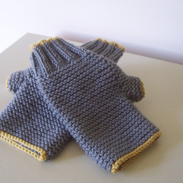 Knitting Pattern for Carrie Fingerless Gloves