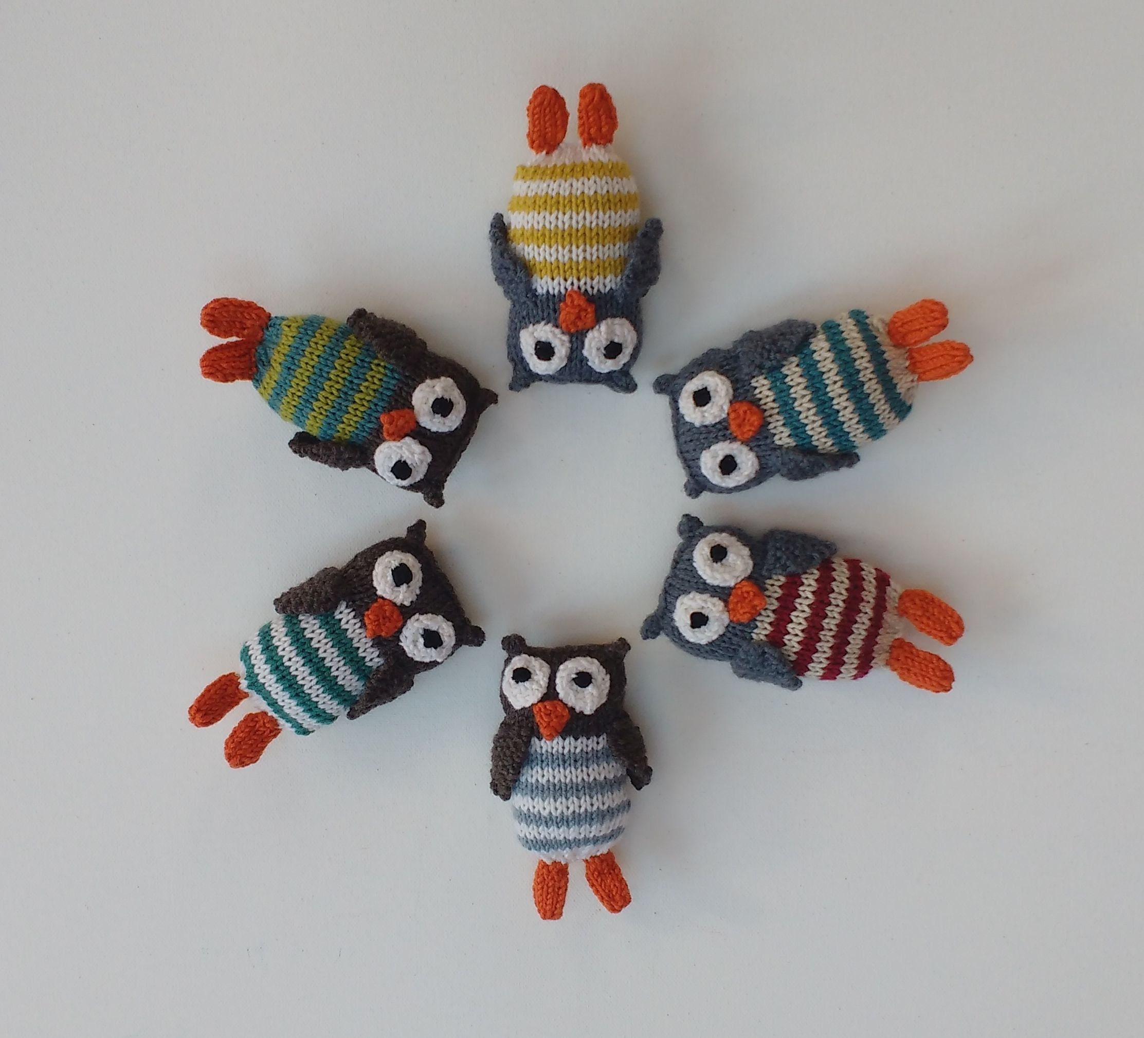 Knitting Pattern  PDF for Little Owlet in ENGLISH only