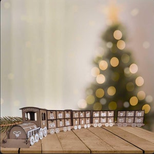 Trenino Calendario dell'avvento, Trenino di cartone per natale sostenibile, in stile gingerbread