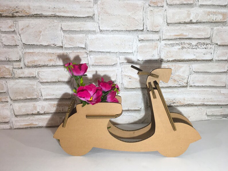 Figurine Passagère Side-car Vespa Ingap – Tôle, Jouet Ancien, Fabrication Italienne