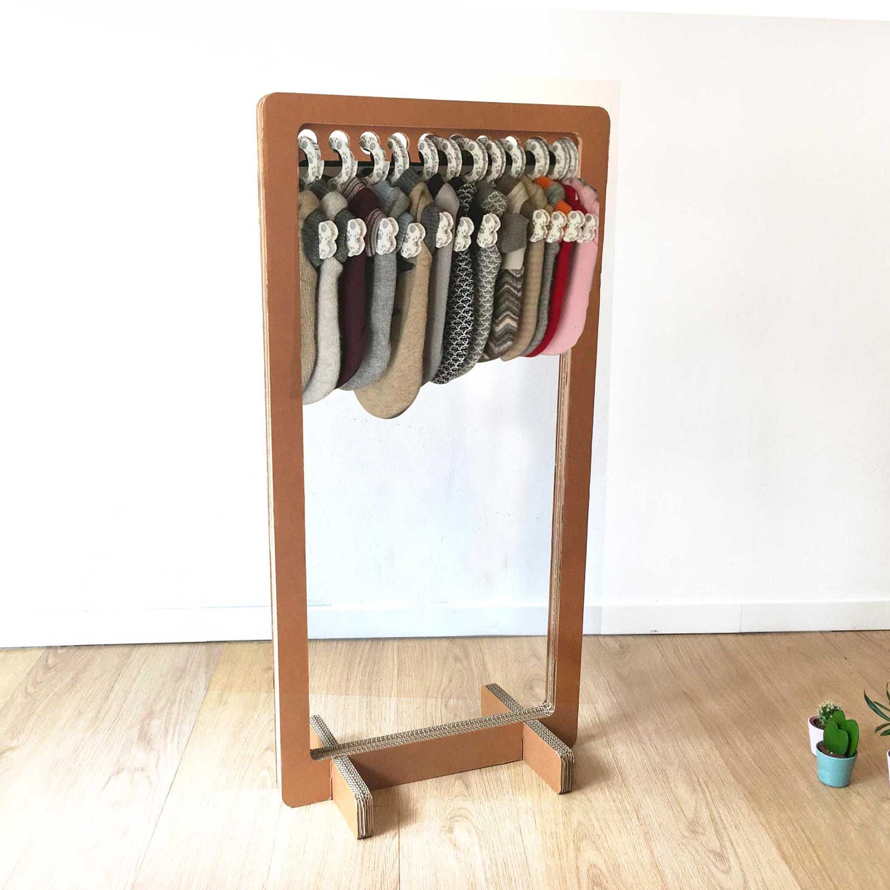 Set Sirio – Dog Hangers and Rack | Cardboard Pet Display for Dog