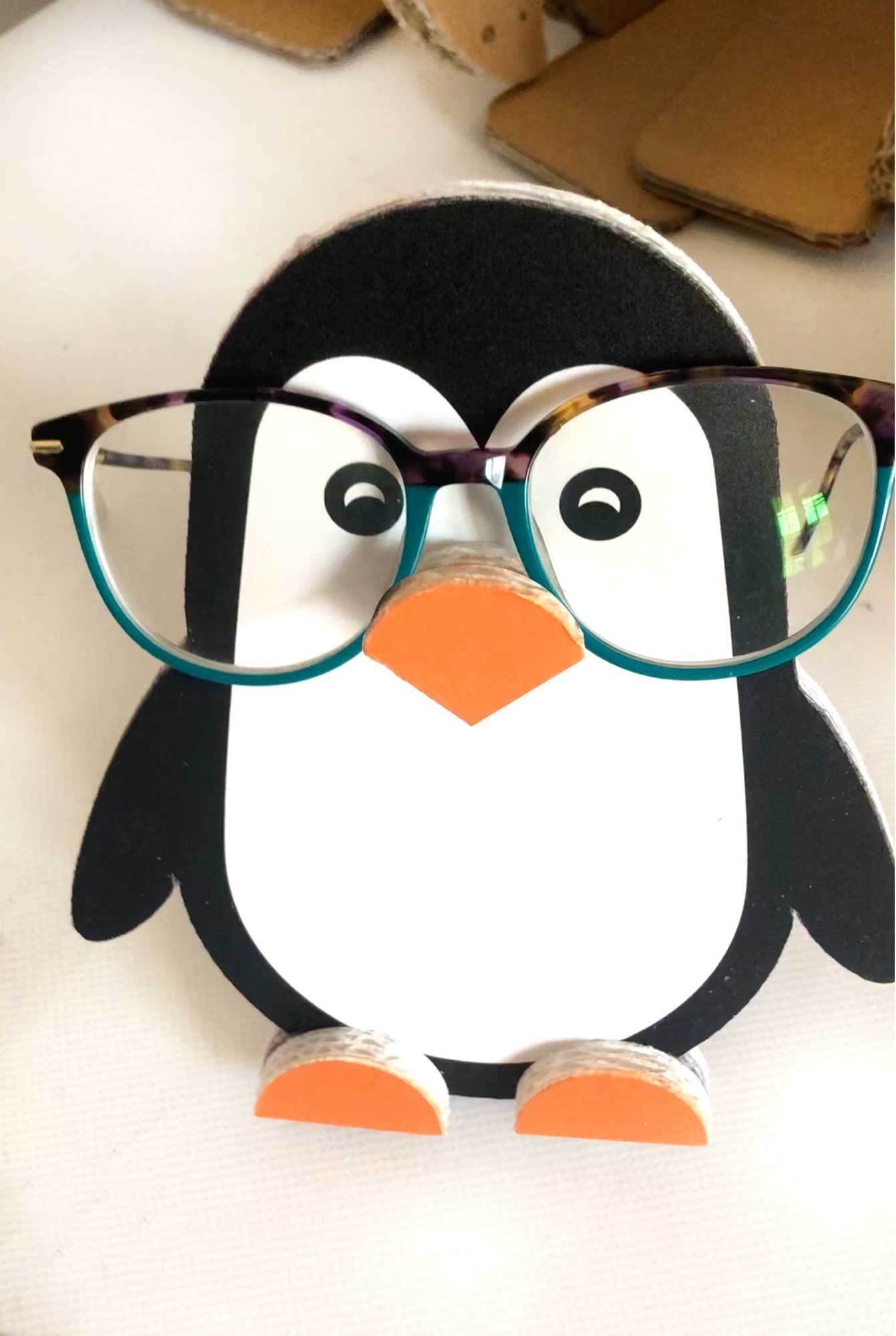 Portaocchiali In Peluche Cabilock - Supporto Morbido Per Occhiali, 12x8cm, Bianco, Per Scrivania O Comodino - Foto 3