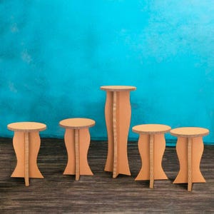 Innovative Cardboard counter Stool for Stylish Trade Show Booths and Pop-up Events