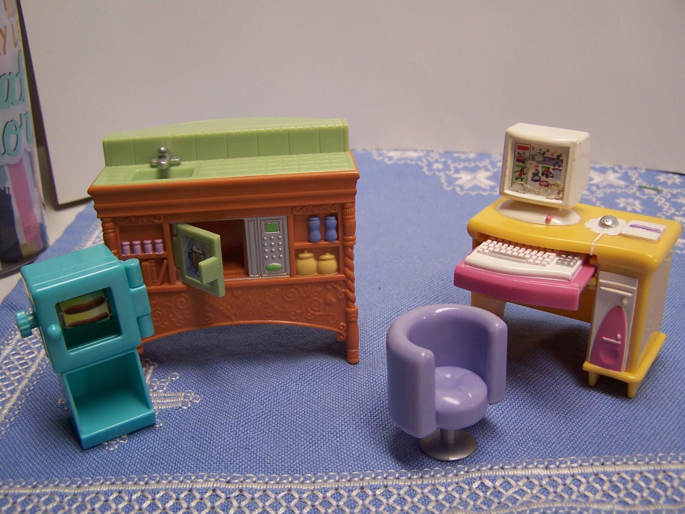 Mattel dollhouse furniture deals