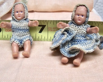 Mid Century Twin rubber Baby Dolls in matching crochet outfits