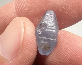 Natuurlijk saffierkristal 6,30 kt - geen hitte- of andere behandeling