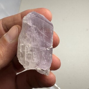 Natural Terminated Kunzite Crystal raw image 3